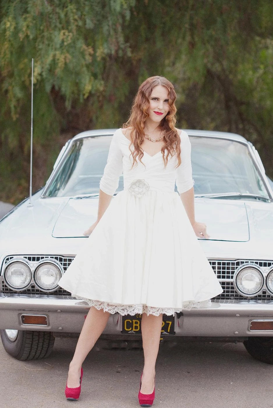 Knee Length Wedding Dress With 3/4 Sleeves