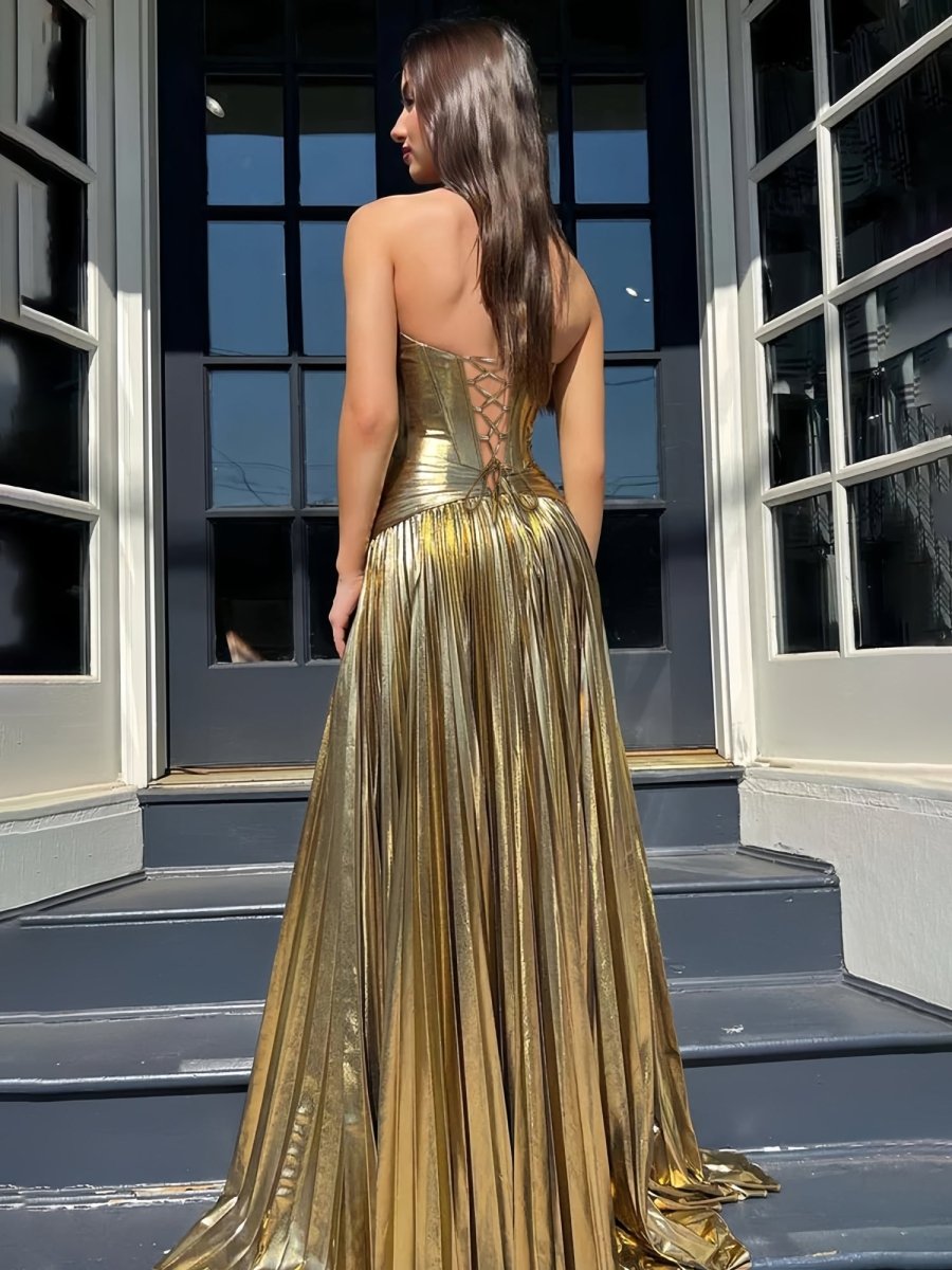 KissProm-Sileas Gold Sweetheart Metallic Pleated Long Formal Dress With Slit