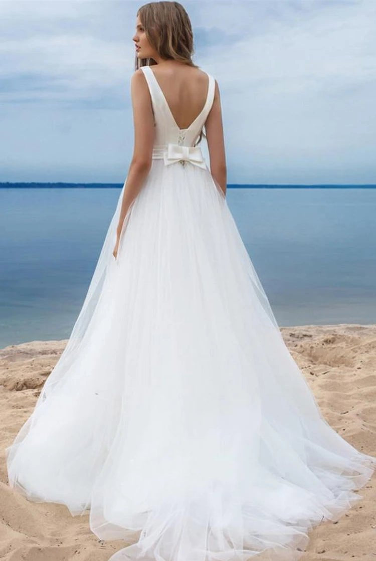 Simple Ball Gown Satin Tulle Bateau Sleeveless Wedding Dress With Bow and Ribbon
