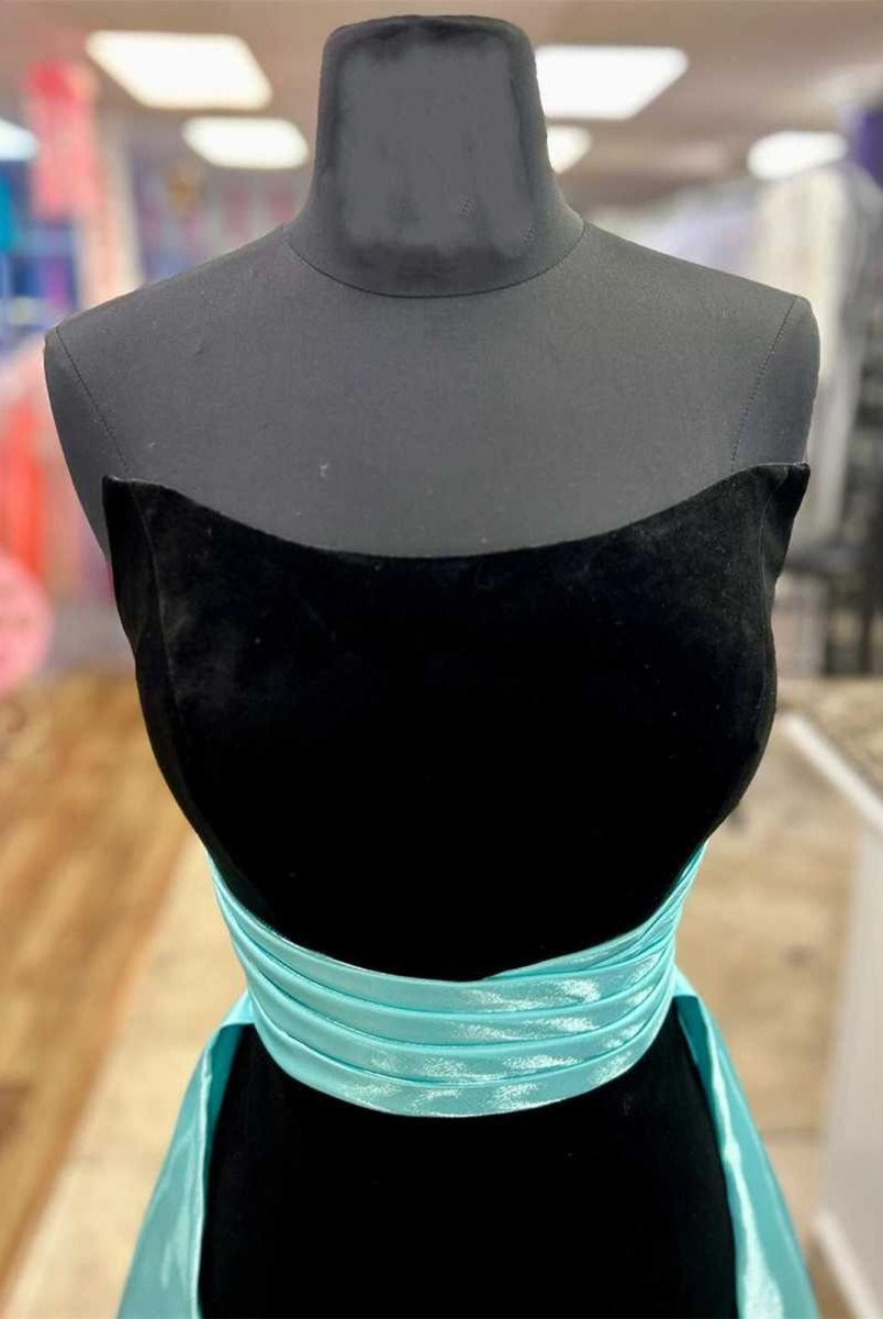 Perry | Aqua - Strapless Velvet Homecoming Dress with Train