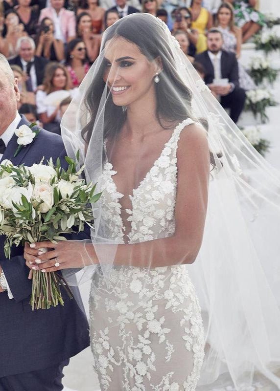 Straps Mermaid Wedding Dresses Lace Appliqued Bridal Gowns