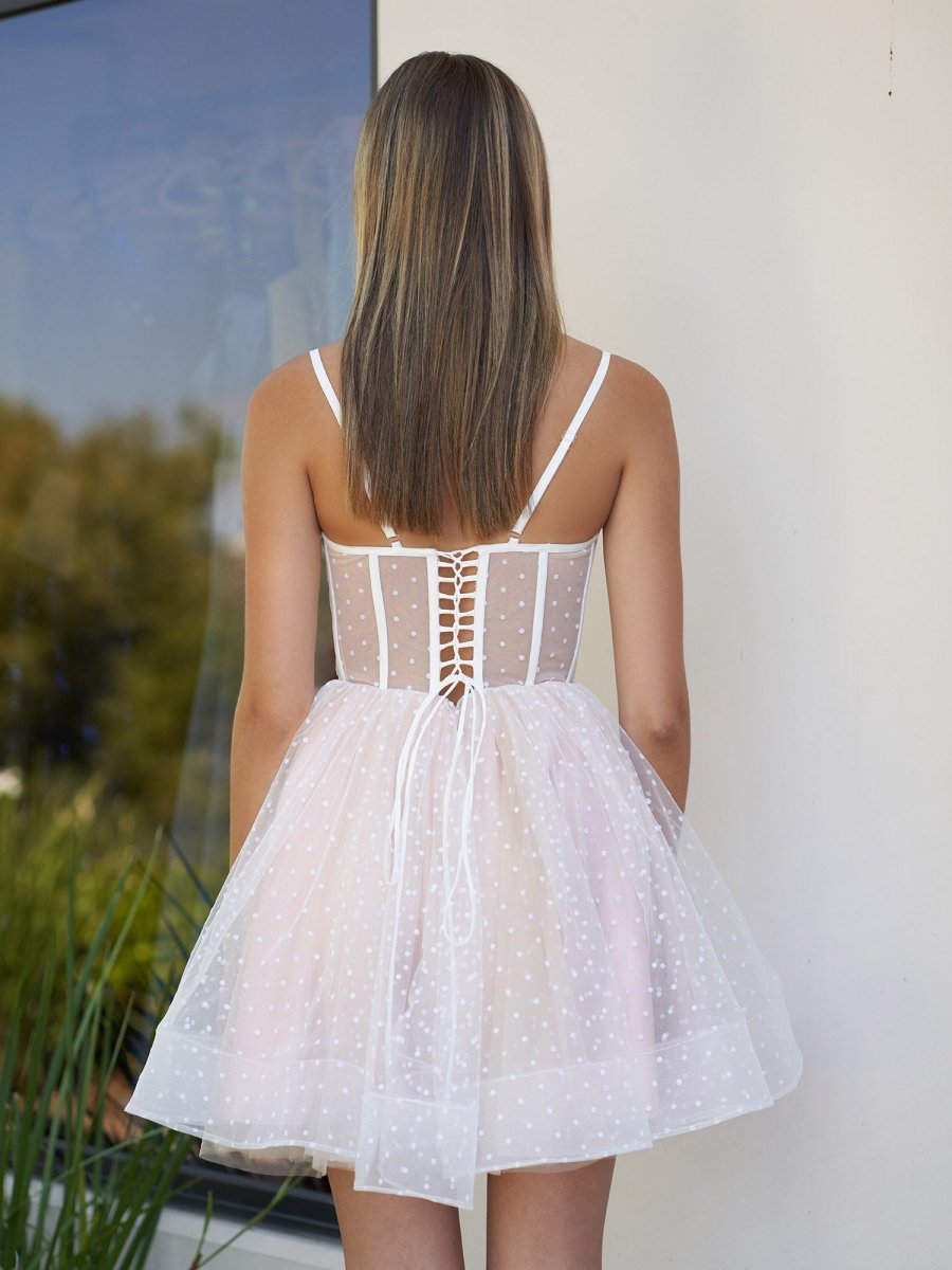 Jeantte | Sweetheart Spaghetti Straps Black Short Tulle Homecoming Dress - KissProm
