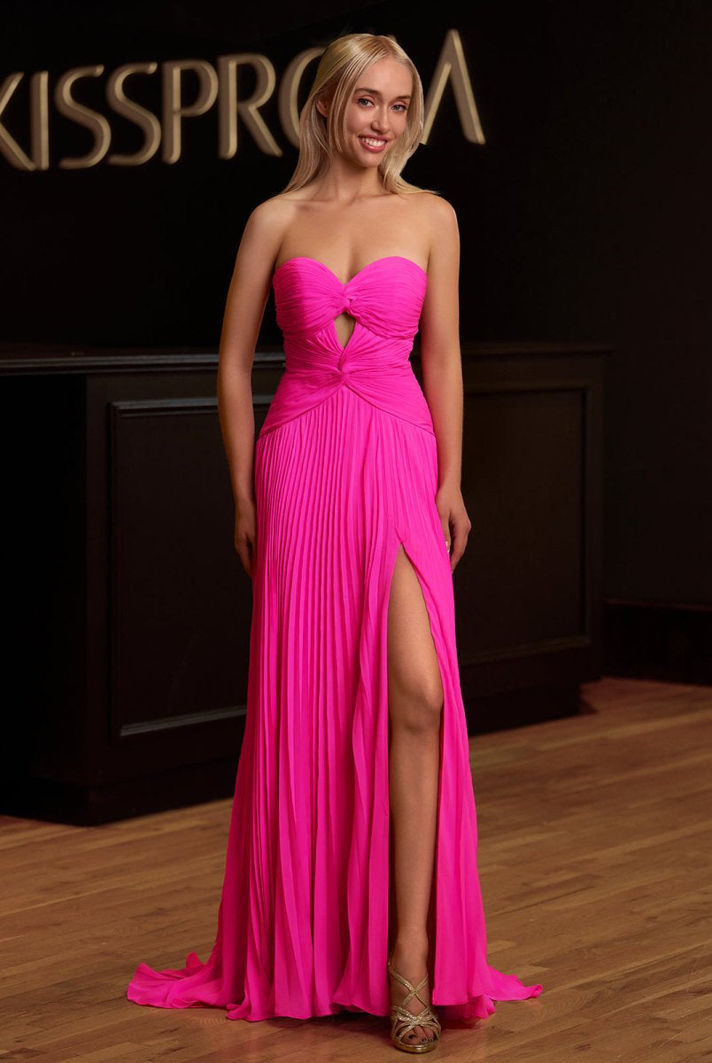 Tyrone | Strapless Keyhole Pleated A-Line Prom Dress