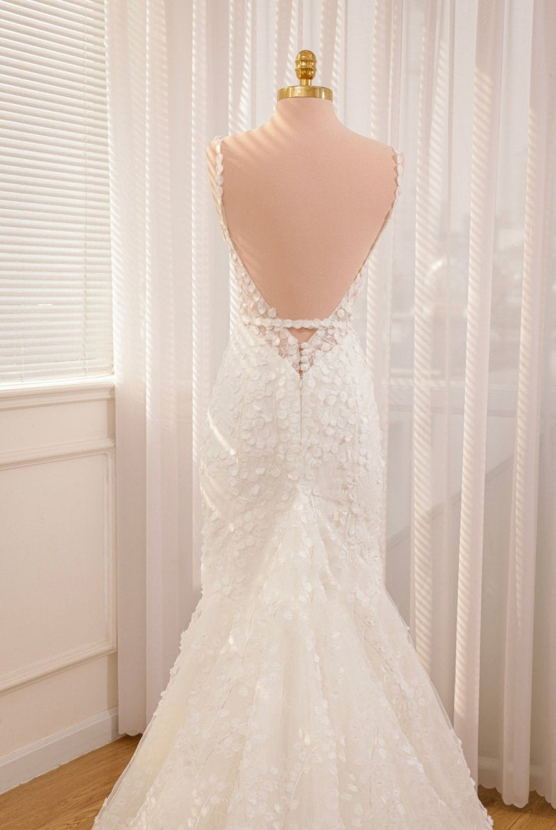 Straps White Lace Mermaid Wedding Dress With Appliques
