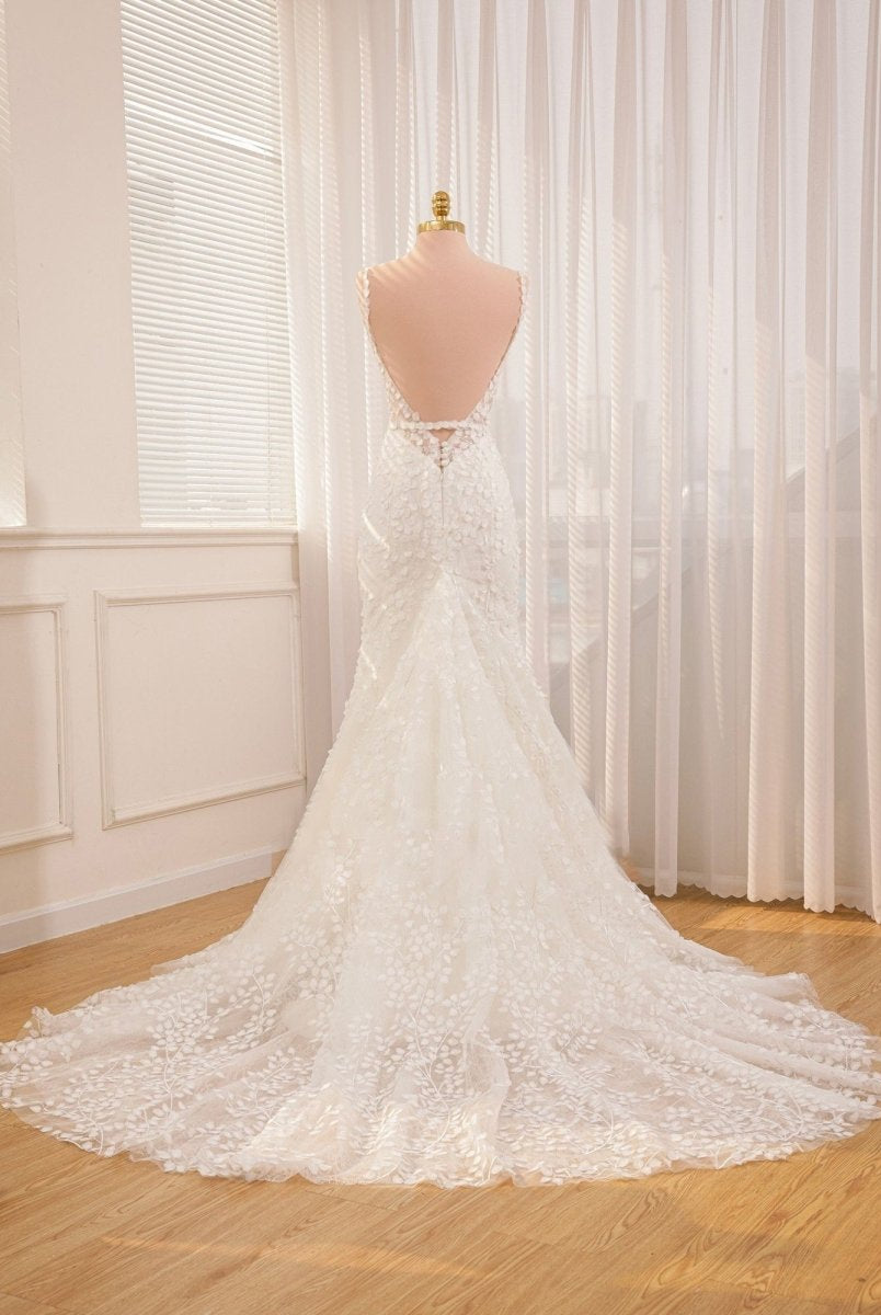 Straps White Lace Mermaid Wedding Dress With Appliques