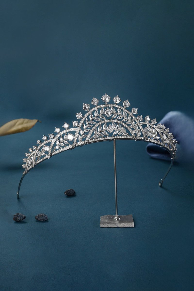 Women's Silver Regal Laurel Crowns - KissProm