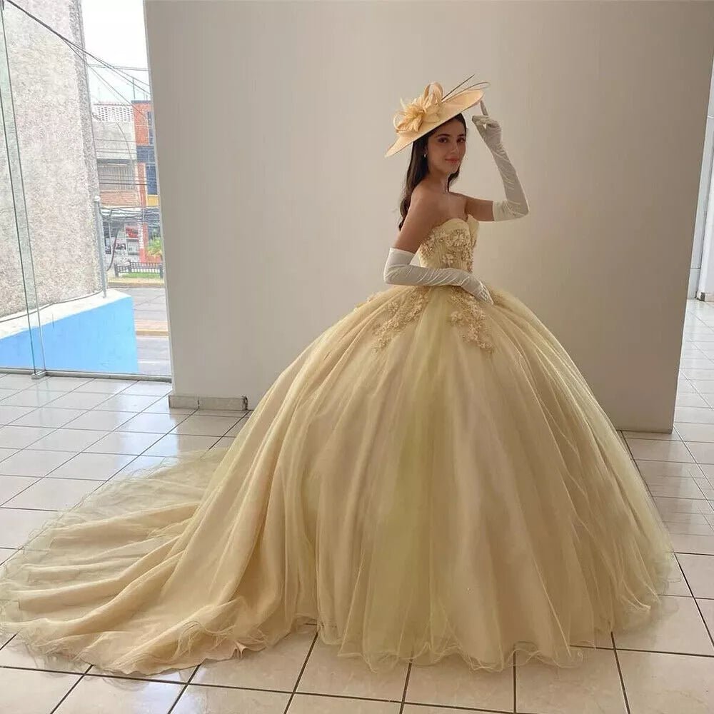 Yellow Ball-Gown Tulle Sweetheart Quinceanera Dresses with Appliques