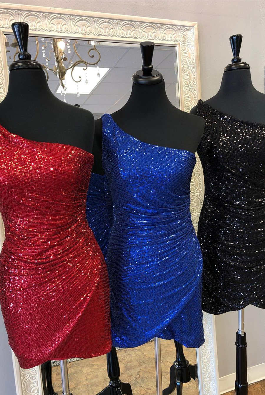 Ursuline |Bodycon One Shoulder Pleated Homecoming Dress