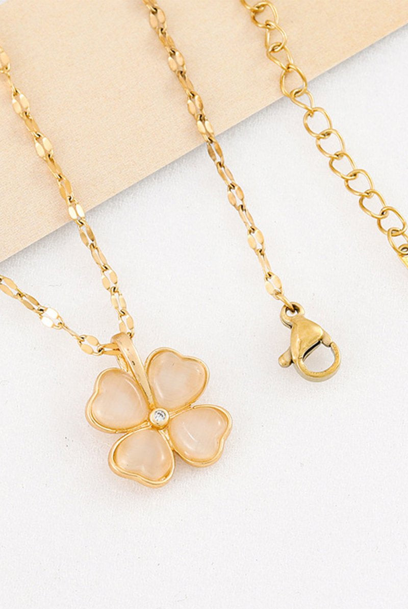 Lucky Four Leaf Clover Necklace Pendant - KissProm