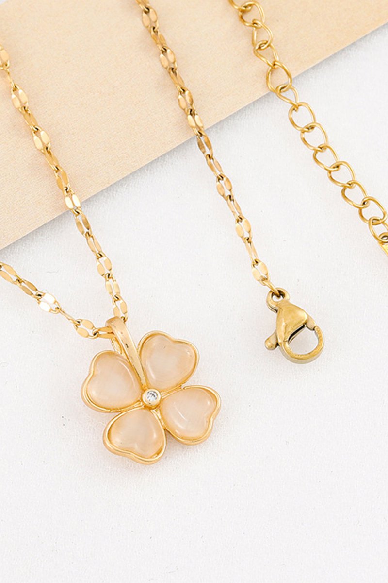 Lucky Four Leaf Clover Necklace Pendant - KissProm