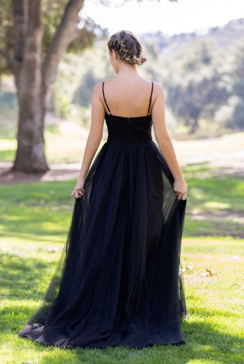 Deep V-neck Tulle Sweep Train Prom Dress