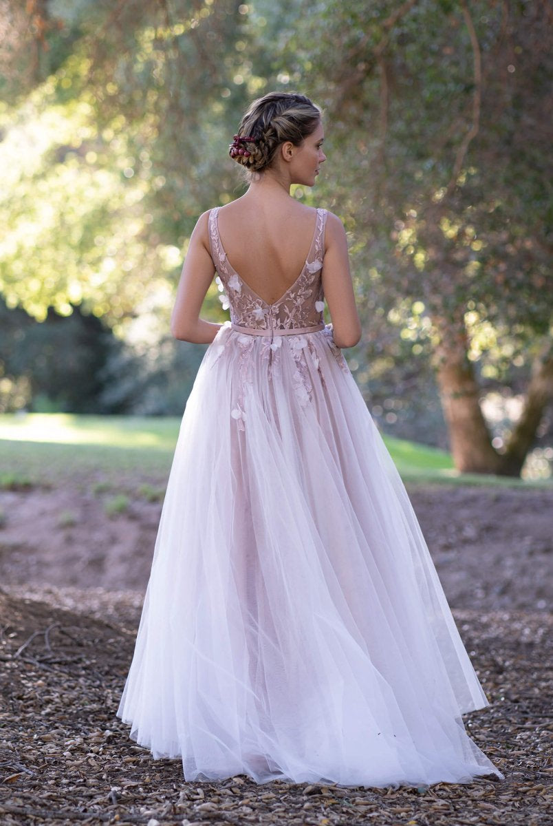 V-neck Appliques and 3D Flowers Lace Tulle Prom Dress