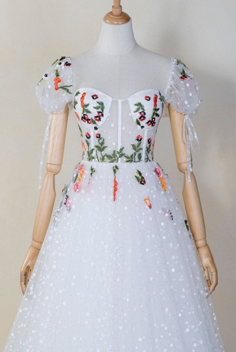 Corset Embroidered Tulle Sweep Train Prom Dress