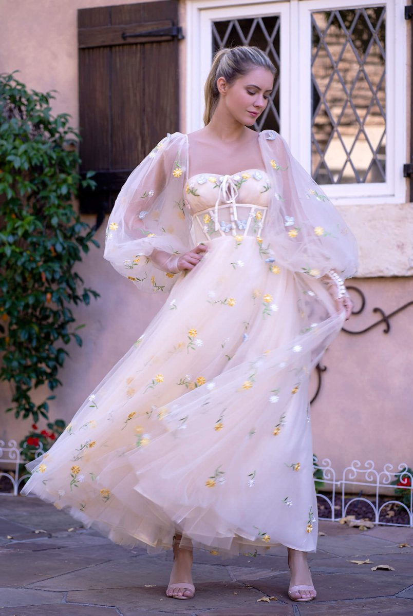 Sweetheart Neck Embroidered Lace Maxi Length Tulle Gown