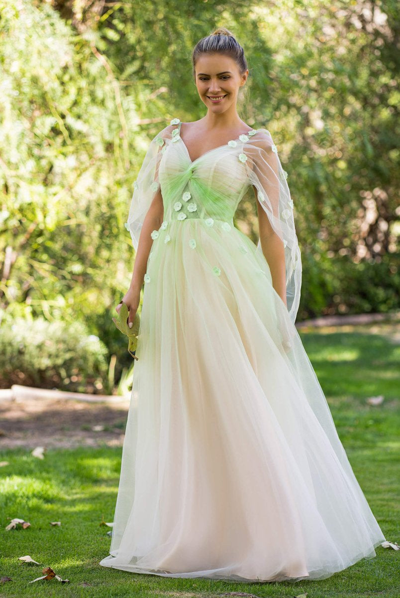 V-neck 3D Applique Floor Length Tulle Prom Dress