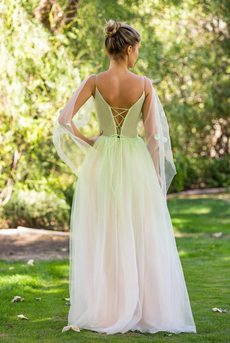 V-neck 3D Applique Floor Length Tulle Prom Dress