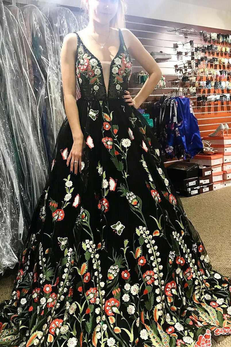 Harlee | Gorgeous Black Floral Embroidered Prom Dress