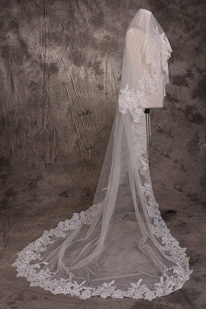 Vintage One Tier Lace Edge With Tulle Wedding Veil - KissProm