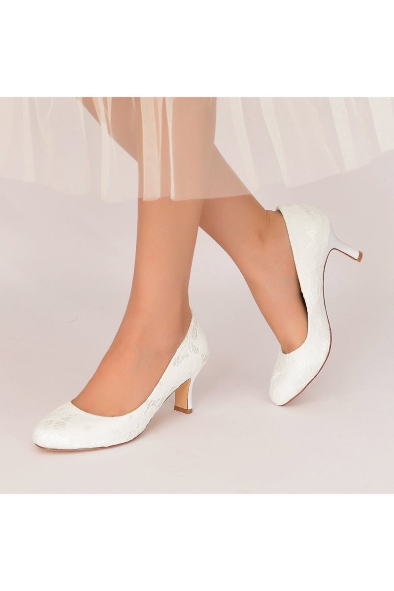 Chic White Lace Pumps with Intricate Floral Pattern - KissProm
