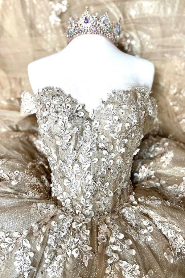 Alejandra | Glamorous Gold Sweetheart Quinceanera Dress with Cape Sleeves
