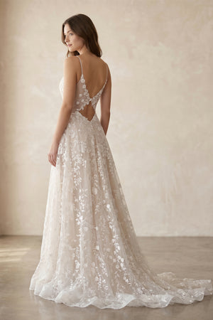 Exquisite A-Line V Neck Lace Boho Wedding Dresses