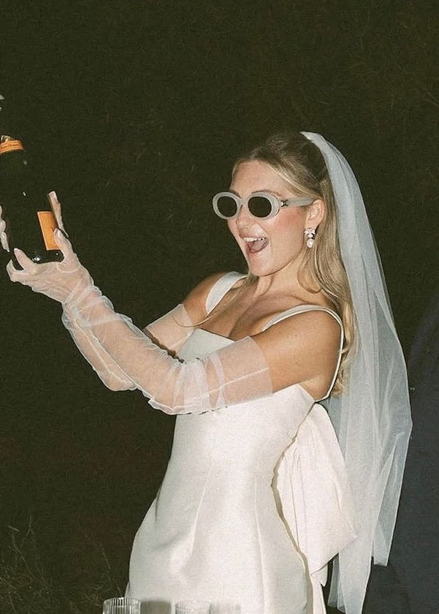 Yvaine | Square Neck White Satin Short Wedding Dress with Bow Back and Veil