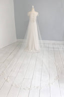 Gorgeous Lace Appliques Long Train Wedding Veil - KissProm