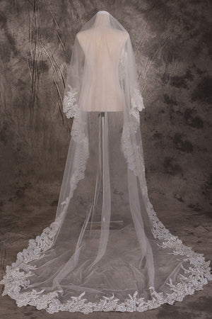 Vintage One Tier Lace Edge With Tulle Wedding Veil - KissProm