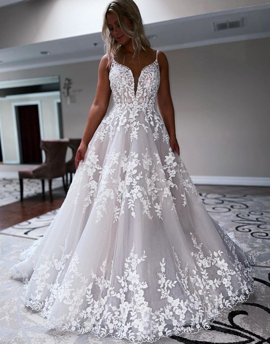 Aspyn | A-Line Sweep Train Deep V-Neck Wedding Dress With Appliques