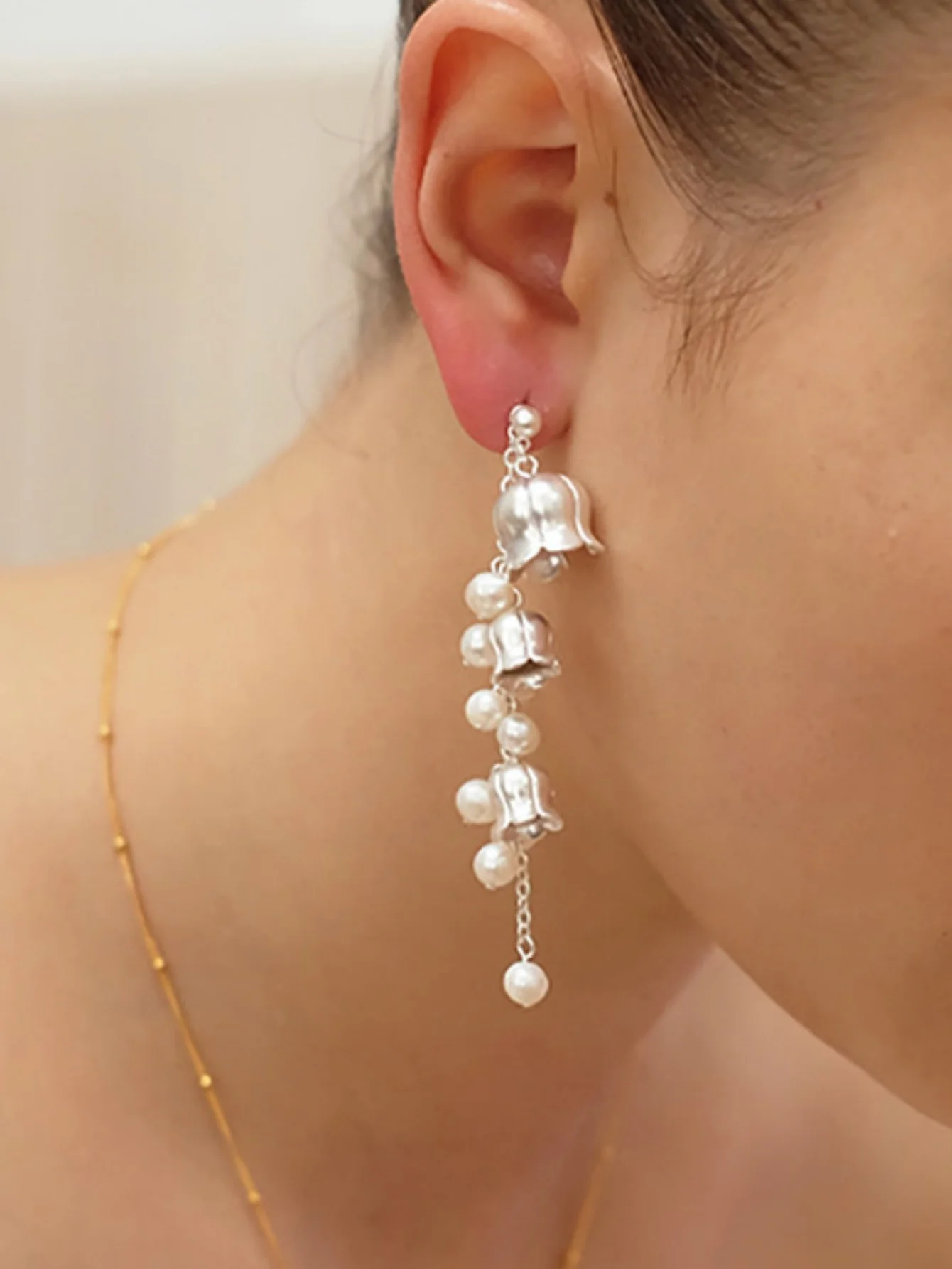 Asymmetric Tassel Flowers Pearl Long Earrings