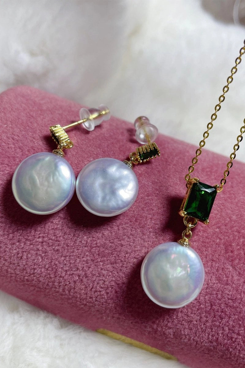 White Pearls Earings and Necklace - KissProm