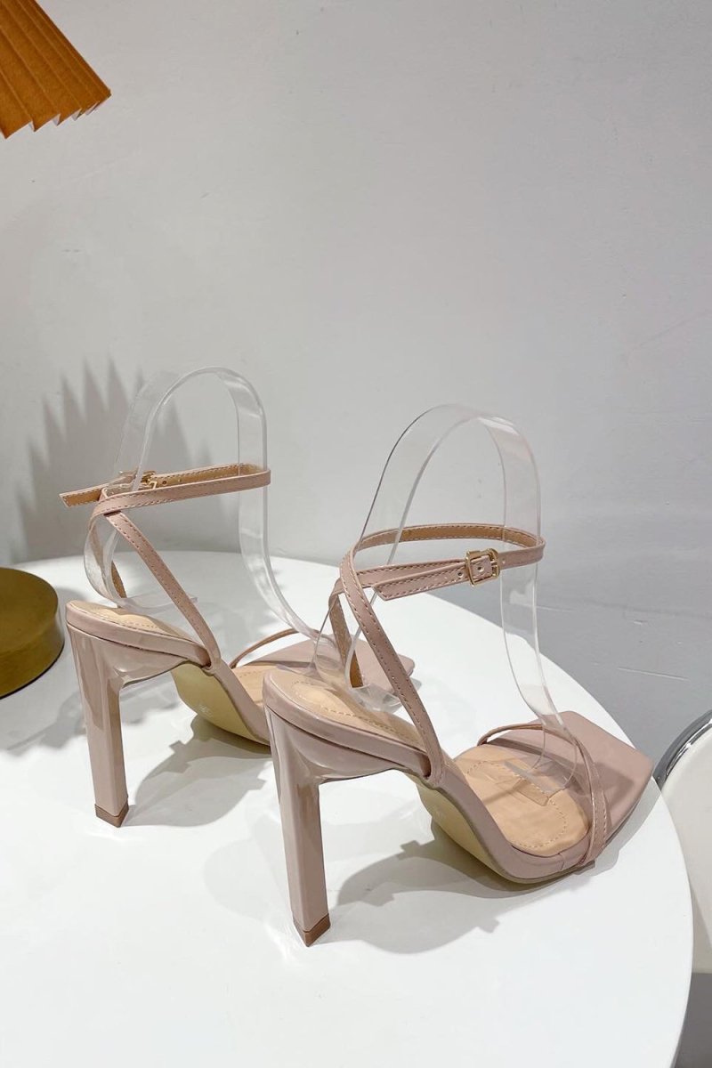 One Word Square Head Thick High Heels - KissProm