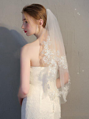 Two Tier Ivory Lace Short Bridal Veils Mid Length Wedding Veil