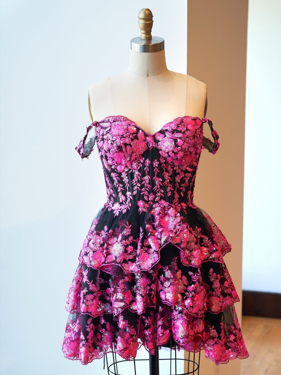 Everly | Black Pink - A-Line Sweetheart Tiered Short Homecoming Dress