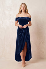 Dark Navy Off-the-Shoulder Sheath Velvet Midi Bridesmaid Dress - KISSPROM
