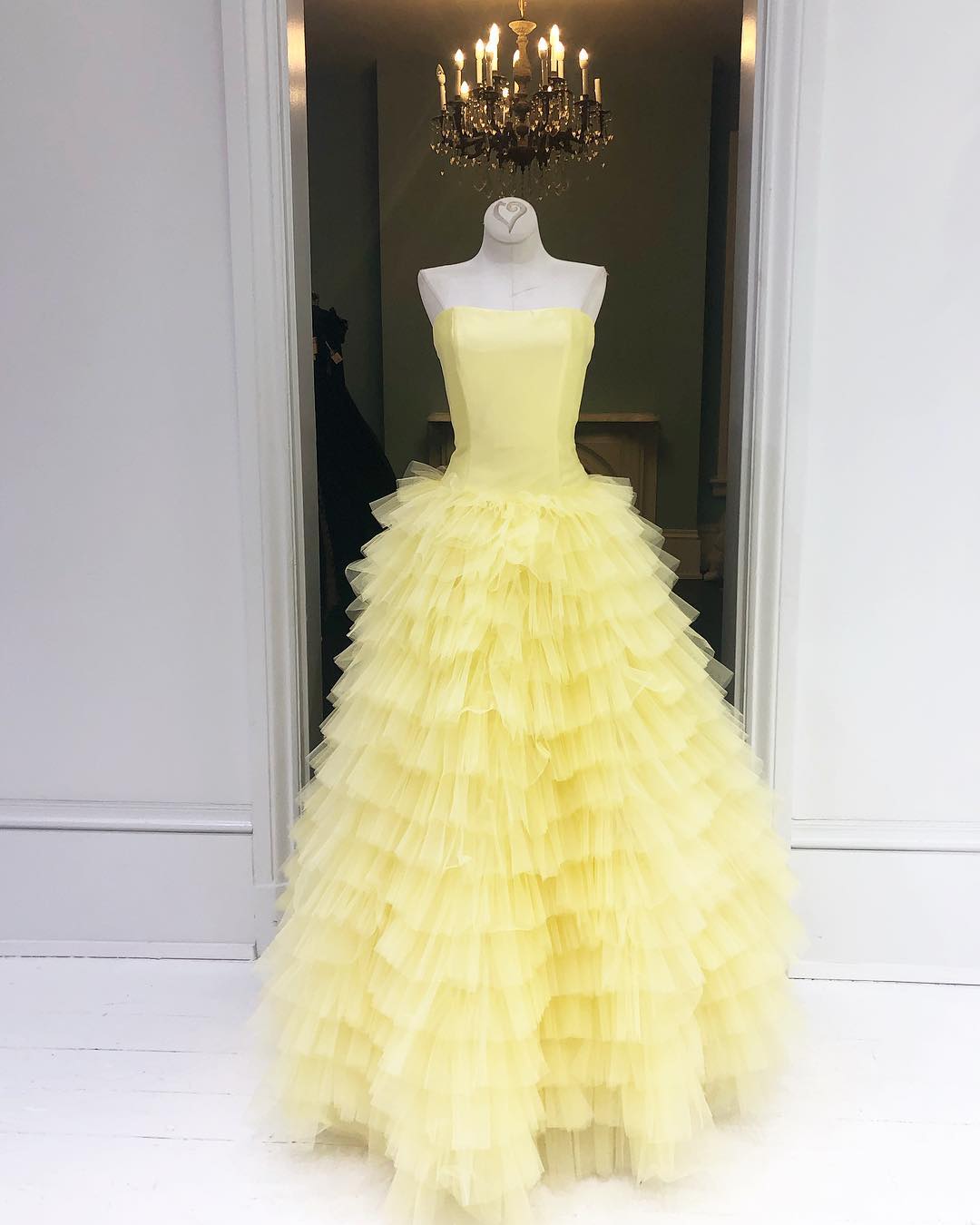Quinceanera Dress Elegant Strapless Floor Length Yellow Prom Dresses Ball Gown