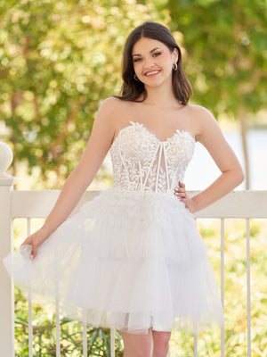 Ivy | A-Line Sweetheart Lace Short Homecoming Dress