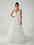 A Line White Tulle Lace Sleeveless Flowers Wedding Dresses - KissProm