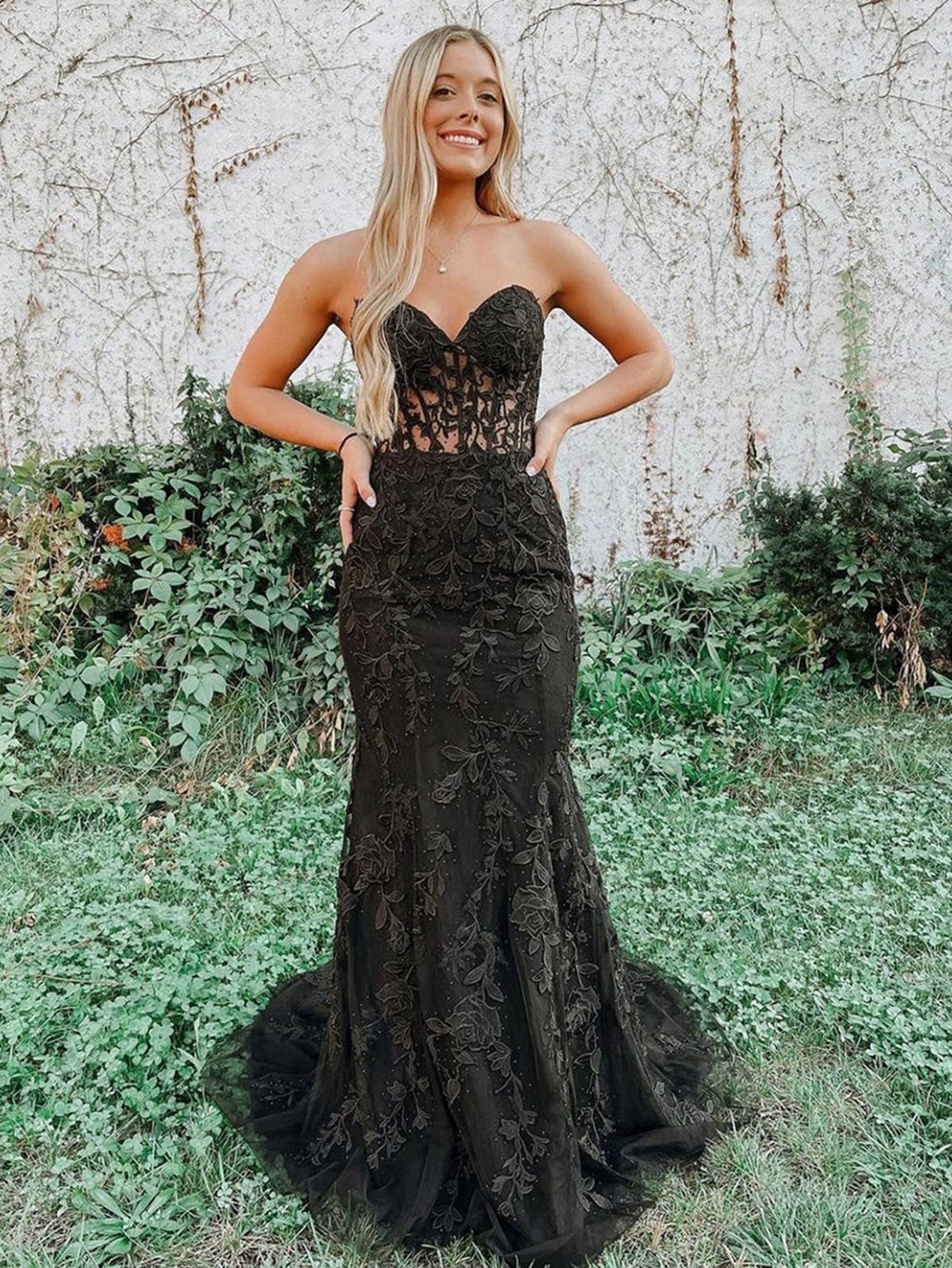 Evie |Mermaid Strapless Lace Prom Dress With Appliques
