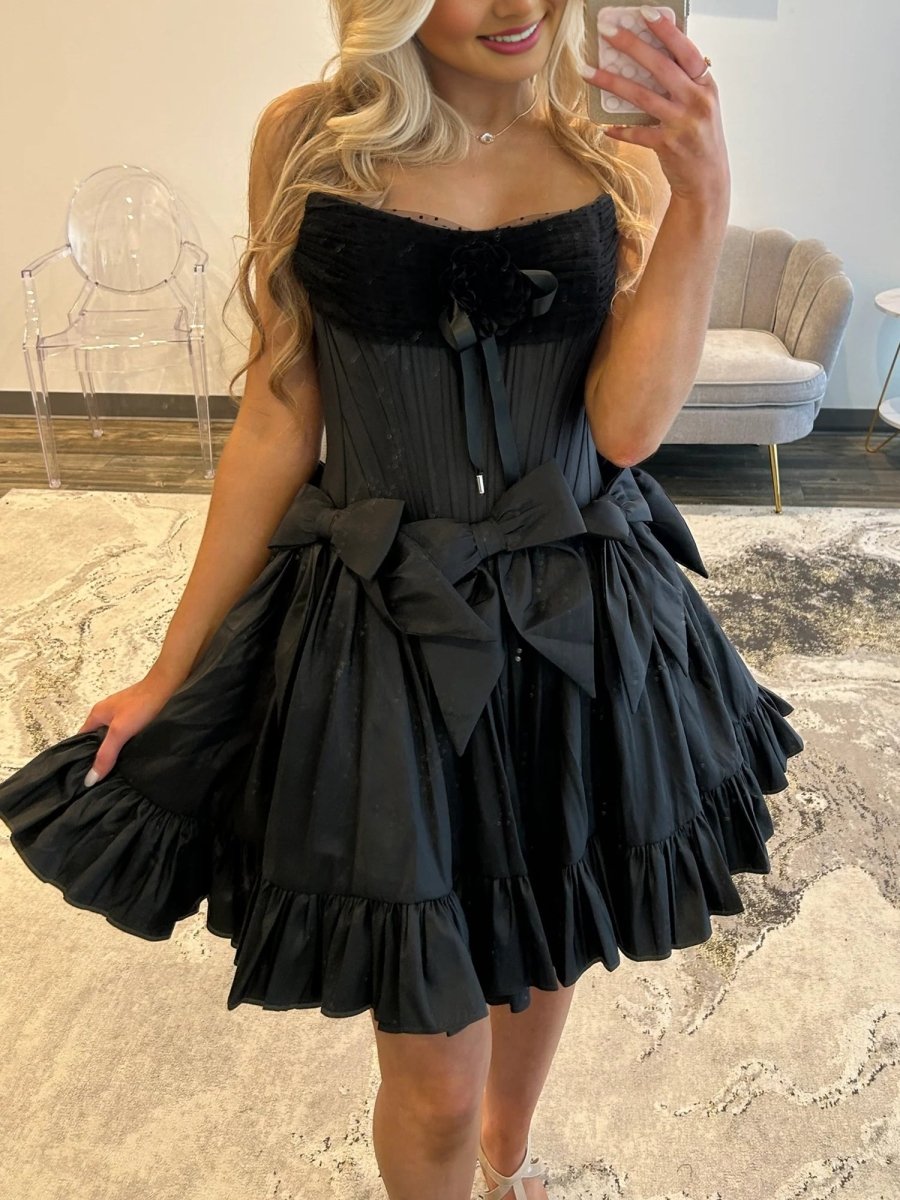 Vaila | Black - Strapless Satin Ruffles A-Line Homecoming Dress With Bow