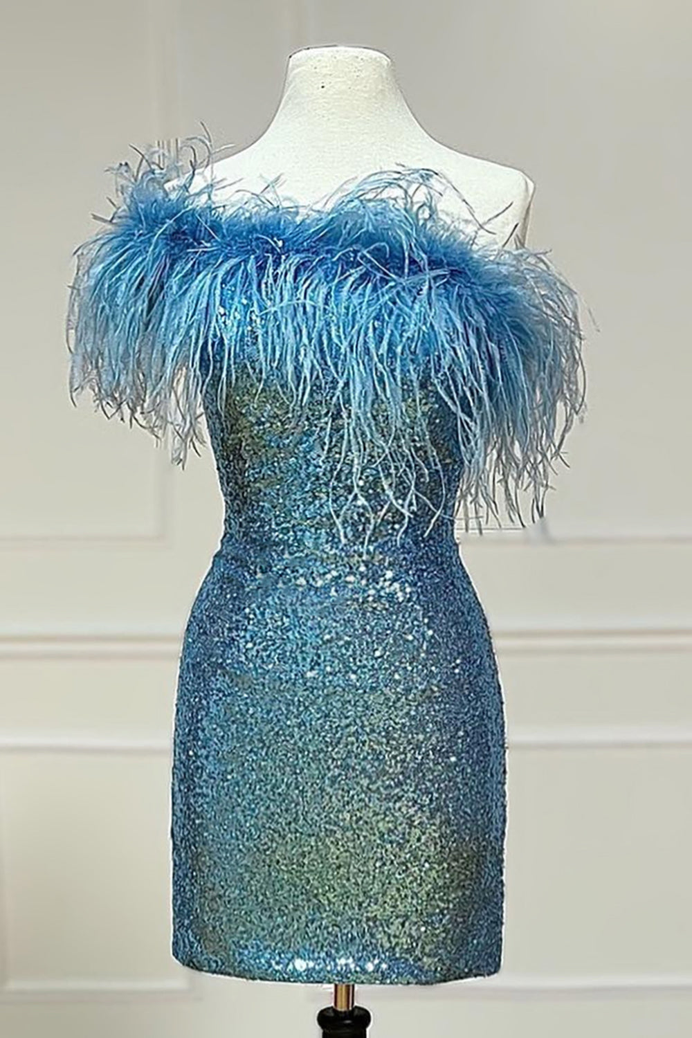 Florence | Light Blue Sparkly Tight Sequins Homecoming Dress with Feathers