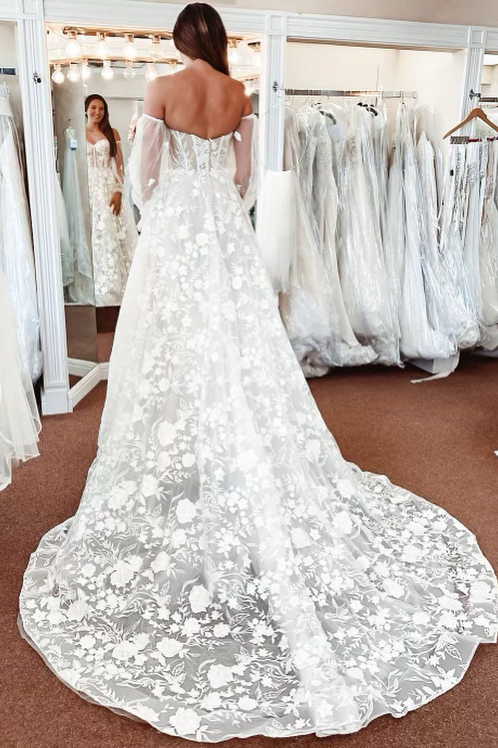 Treasure | Ivory Lace A-Line Detachable Long Sleeves Corset Long Wedding Dress