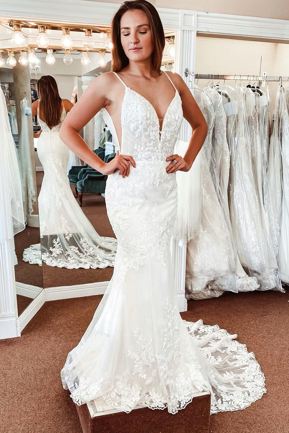 Alisson | White Lace Mermaid Backless Long Wedding Dress