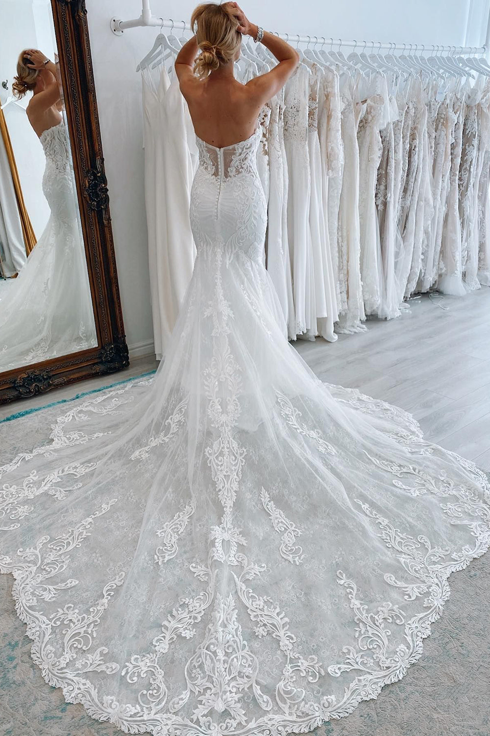 Jream | White Long Tulle Mermaid Wedding Dress with Lace