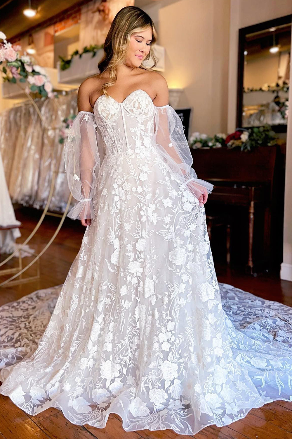 Arlet | Ivory Sweetheart Corset Detachale Long Sleeves Long Lace Wedding Dress