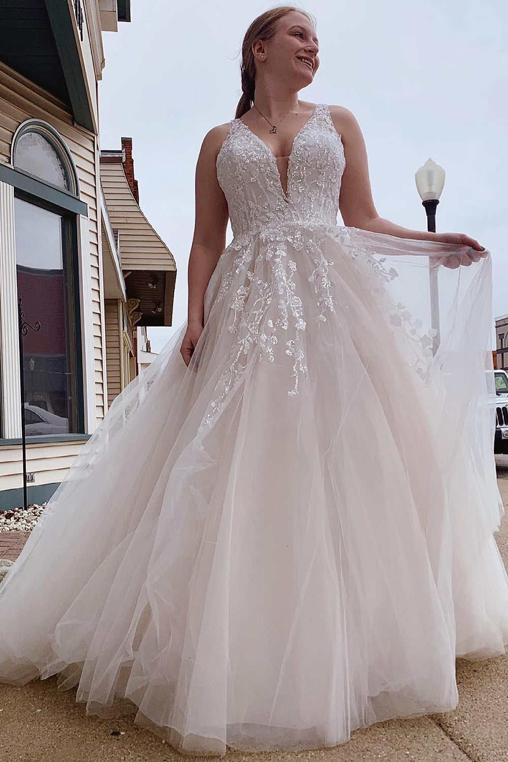 Roselyn | A-Line Tulle Sparkly White Sequins Long Plus Size Wedding Dress with Appliques