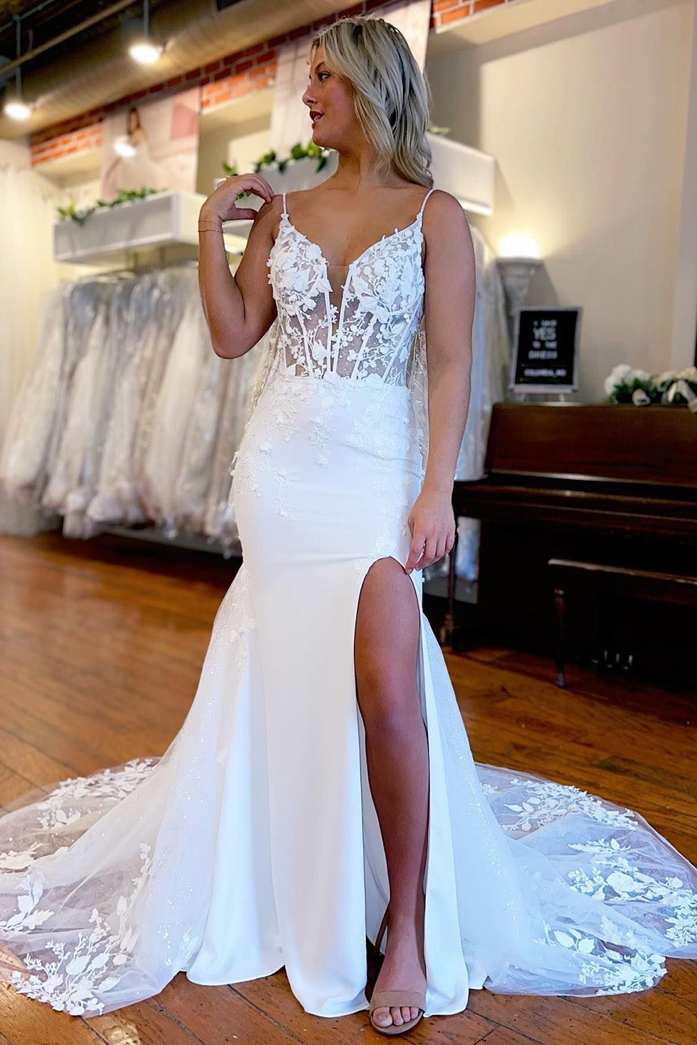 Devonsol | Ivory Spaghetti Straps High Slit Mermaid Wedding Dress with Appliques