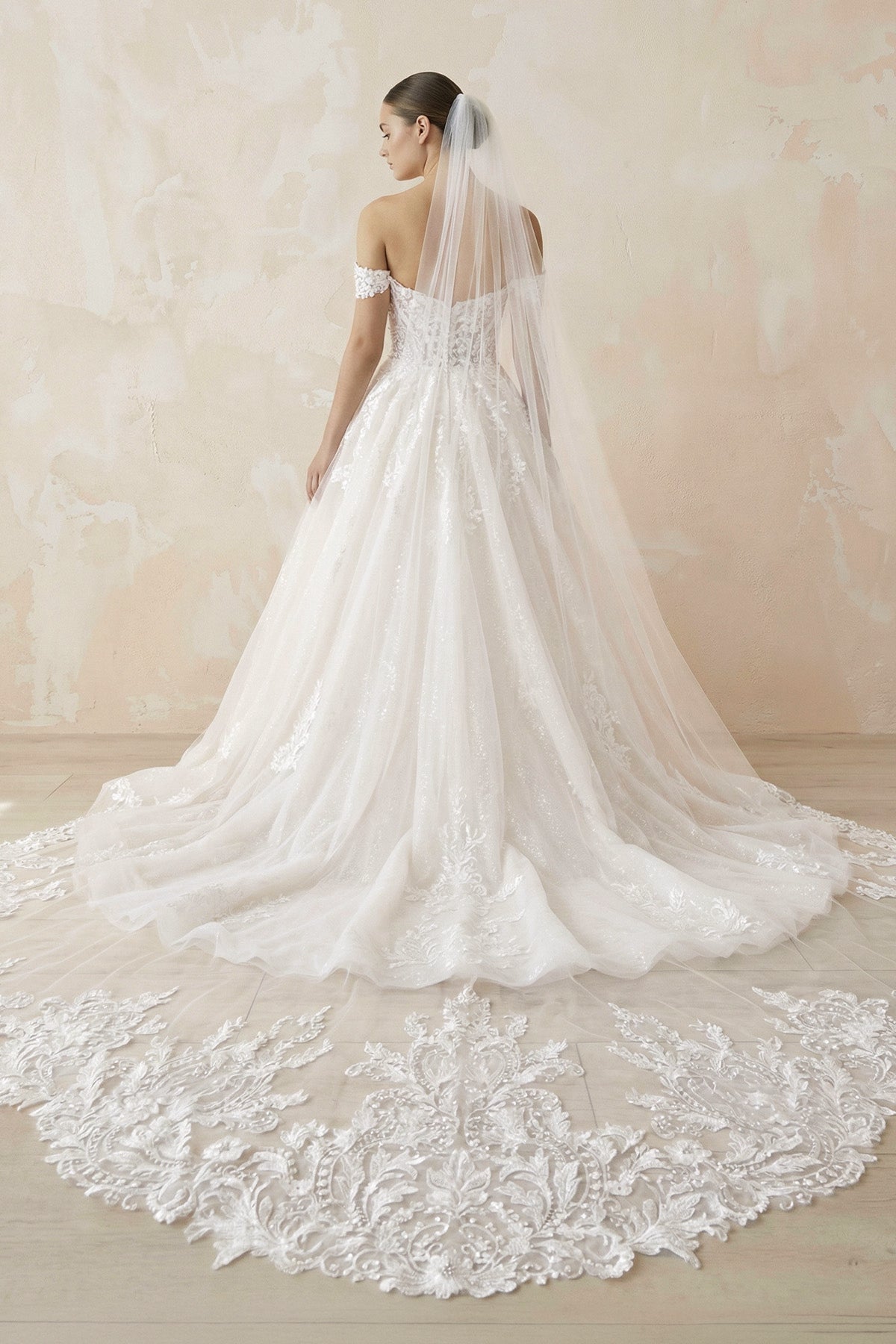 Off the Shoulder Romantic Lace Wedding Dress Bridal Gown