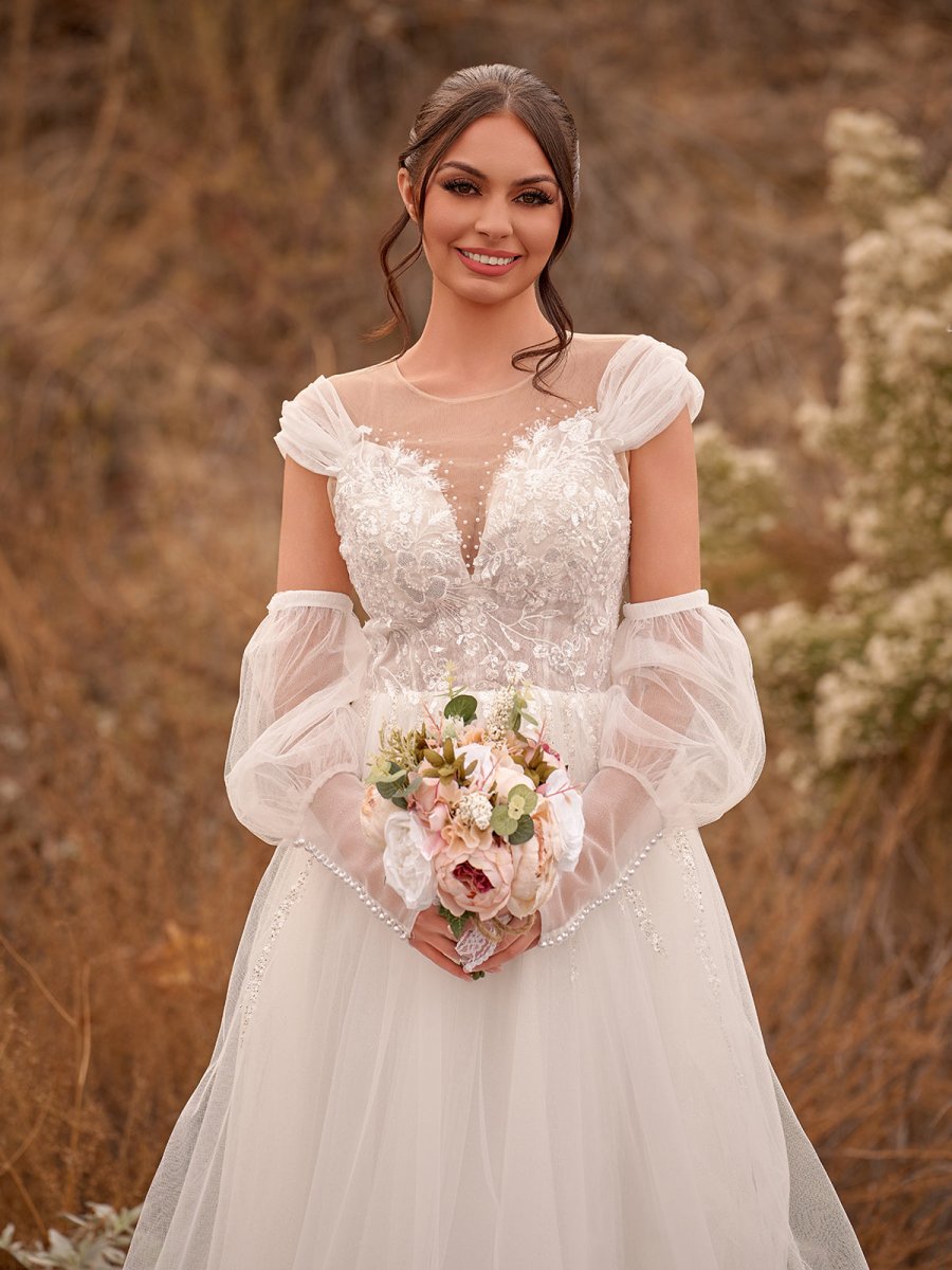 A-Line Sweetheart Long Sleeves Elegant Tulle Wedding Dresses With Appliques Lace, Diamond White / 6