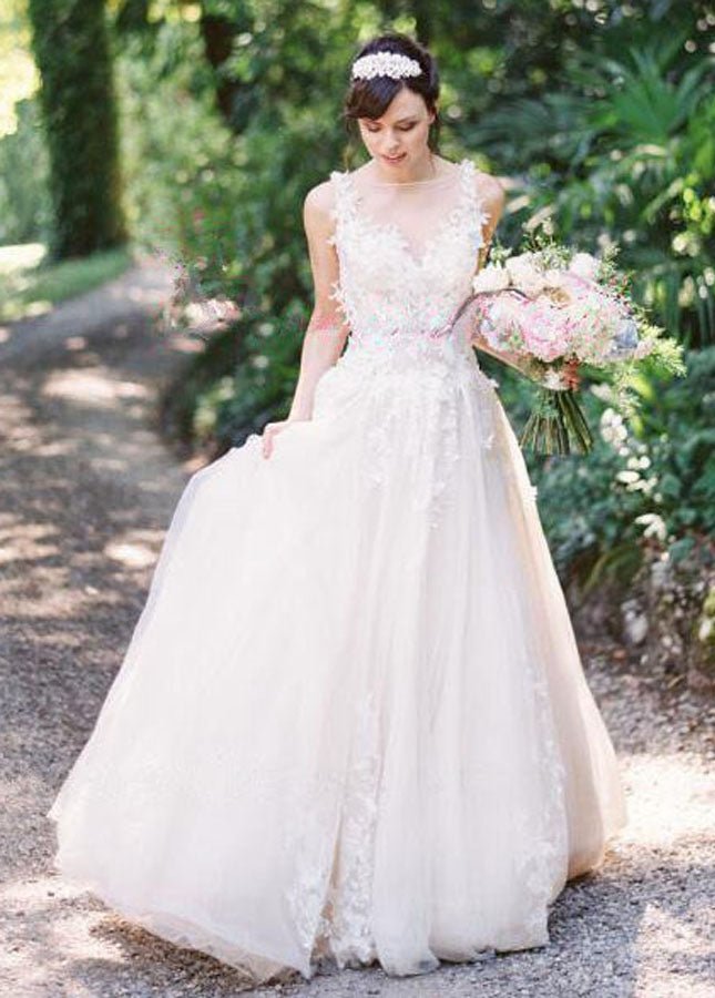 A-line Tulle Lace Appliques Princess Covered-Button Wedding Gown